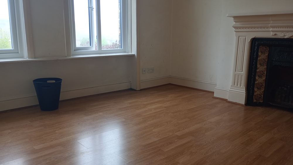 house or flat for sale or rent in south west London