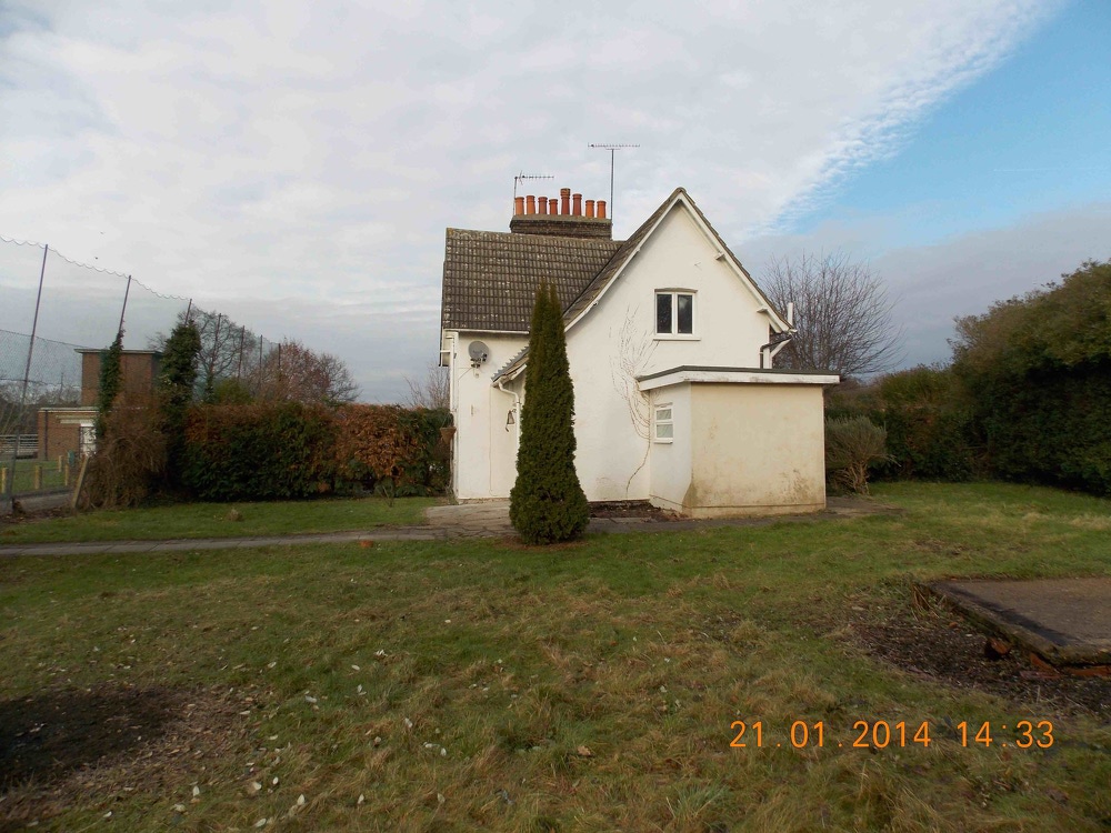 house or flat for sale or rent in south west London
