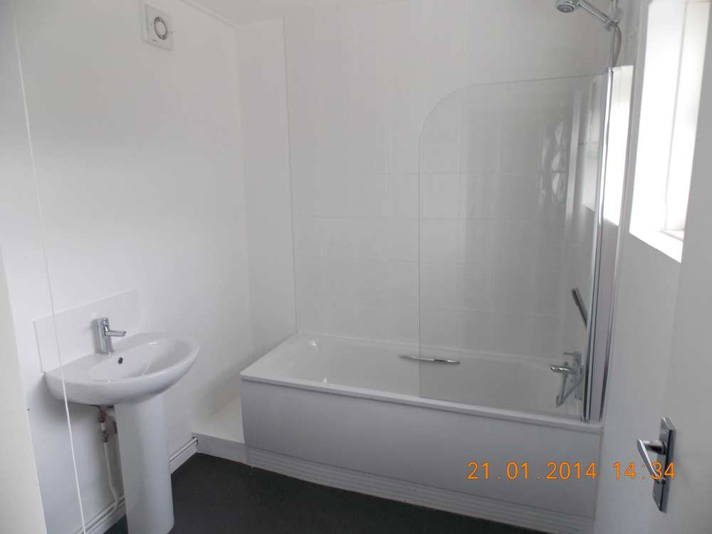 house or flat for sale or rent in south west London