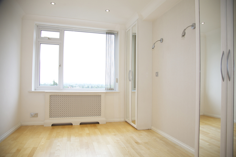 house or flat for sale or rent in south west London