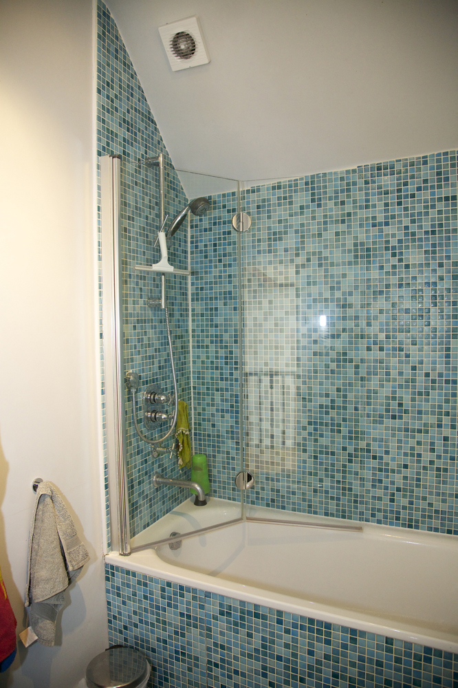 house or flat for sale or rent in south west London