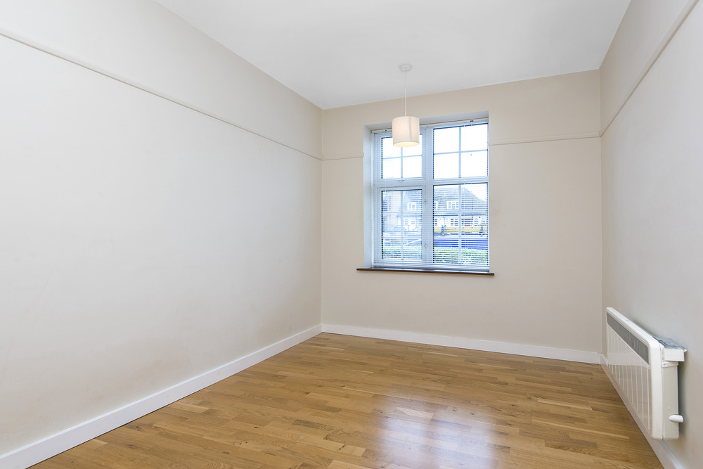 house or flat for sale or rent in south west London