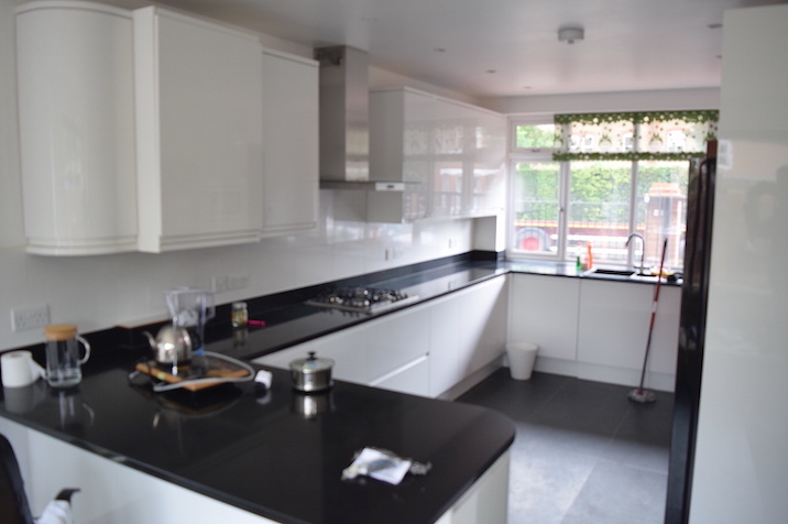 house or flat for sale or rent in south west London