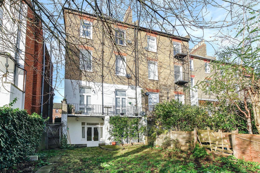 house or flat for sale or rent in south west London