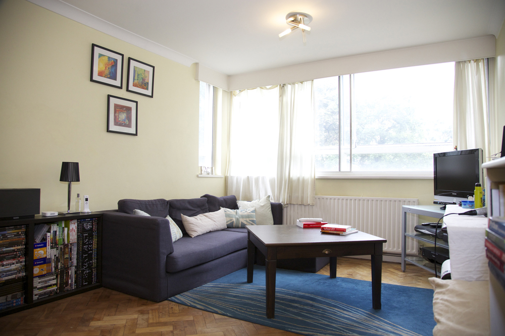house or flat for sale or rent in south west London
