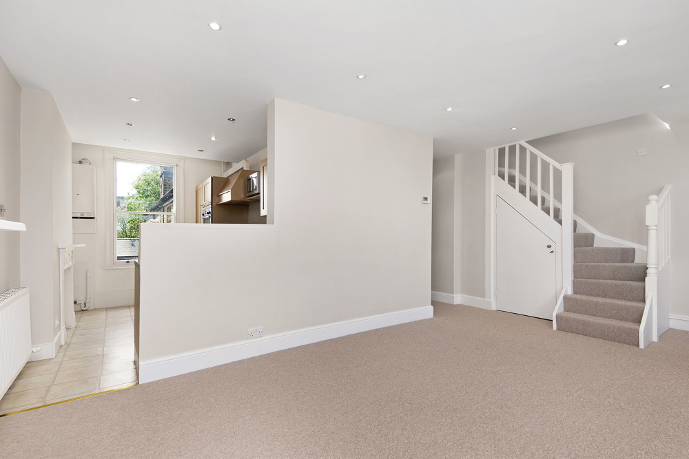 house or flat for sale or rent in south west London