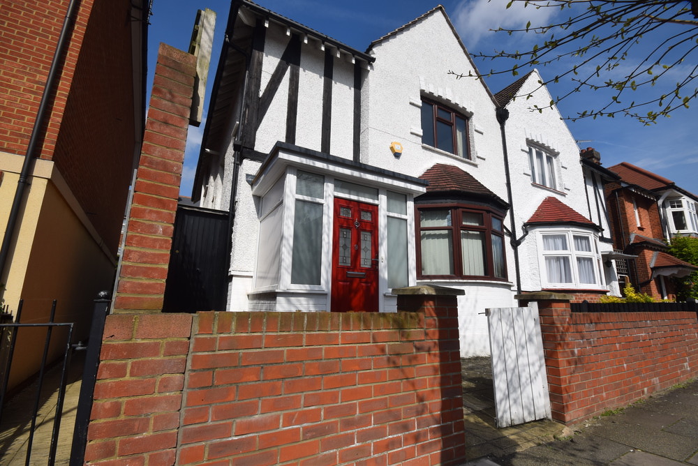 house or flat for sale or rent in south west London