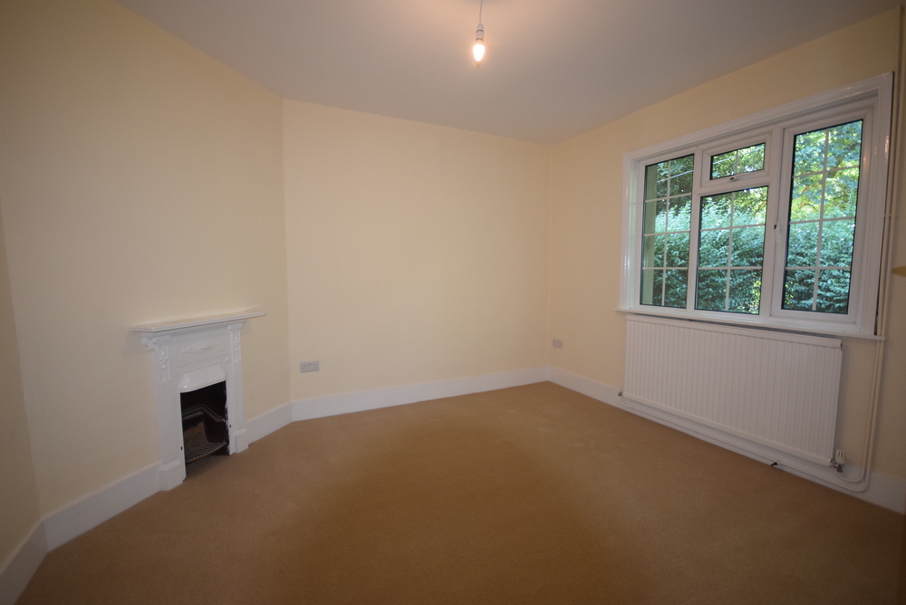 house or flat for sale or rent in south west London