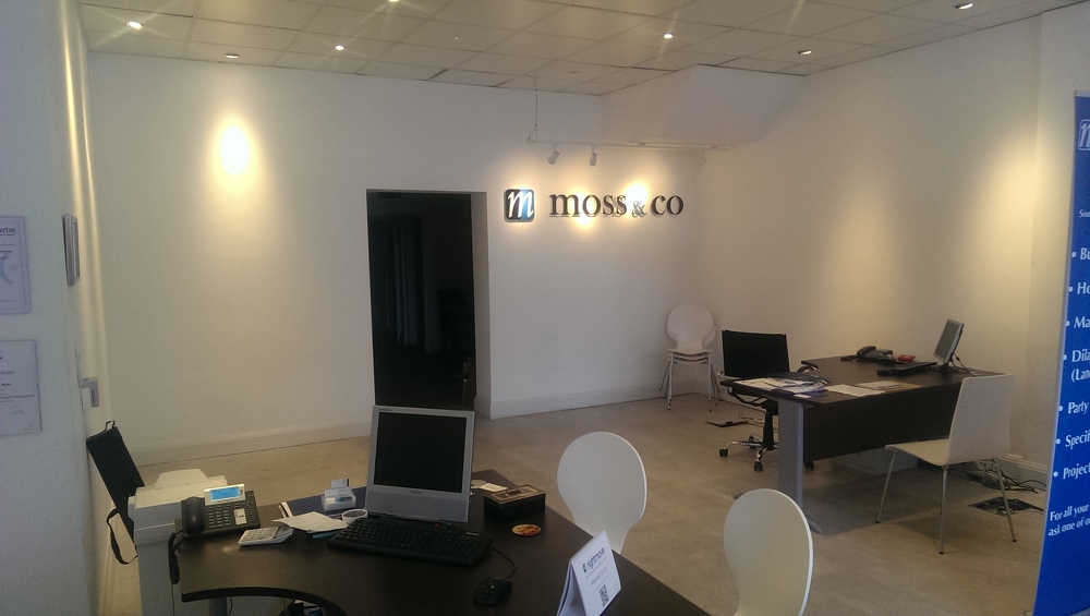 house or flat for sale or rent in south west London