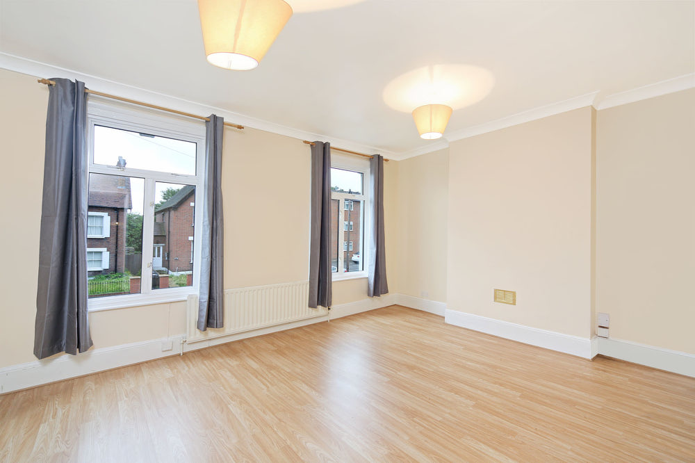 house or flat for sale or rent in south west London