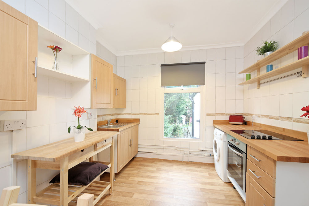 house or flat for sale or rent in south west London