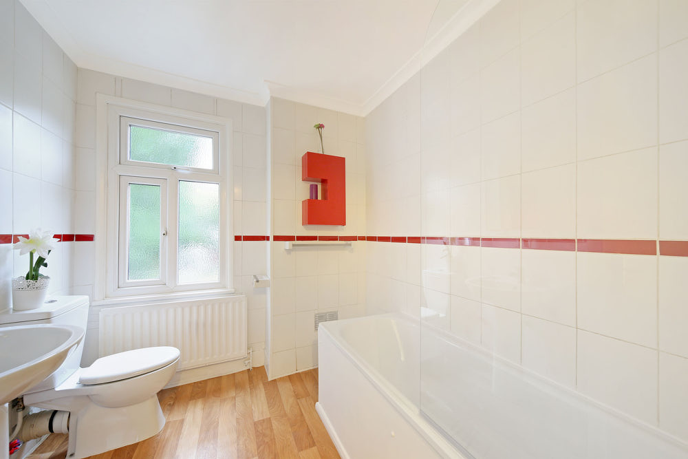 house or flat for sale or rent in south west London